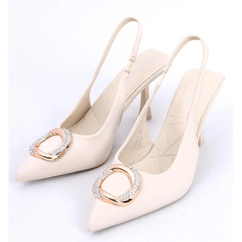BM Pumps met open hak van Constance Beige