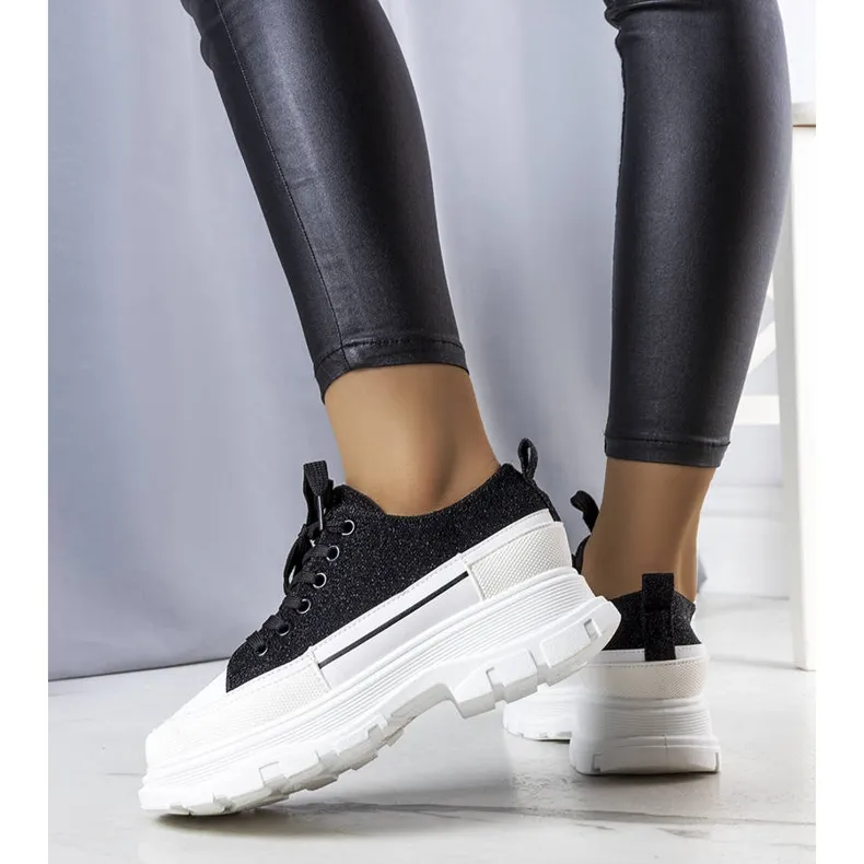 BM Zwarte sneakers met hoge zolen van Callani